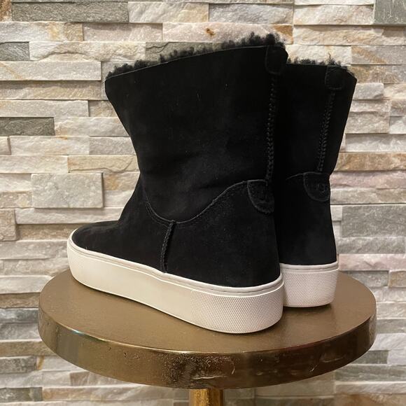 UGG Lynus Sneaker Boots | Black Suede Shearling, 8, Worn 1x, Cozy-Chic - Picture 6 of 13